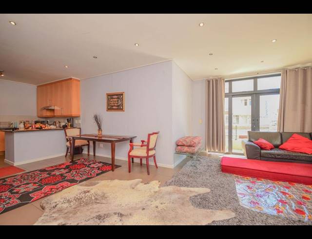 2 BEDROOM PROPERTY TO RENT IN SEA POINT